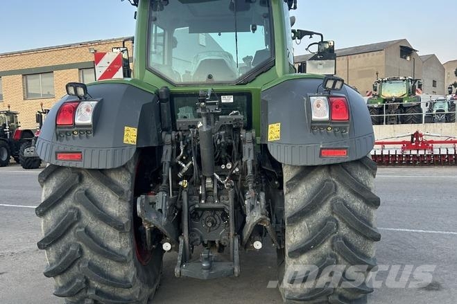 Fendt 824 PROFI PLUS Ciągniki rolnicze