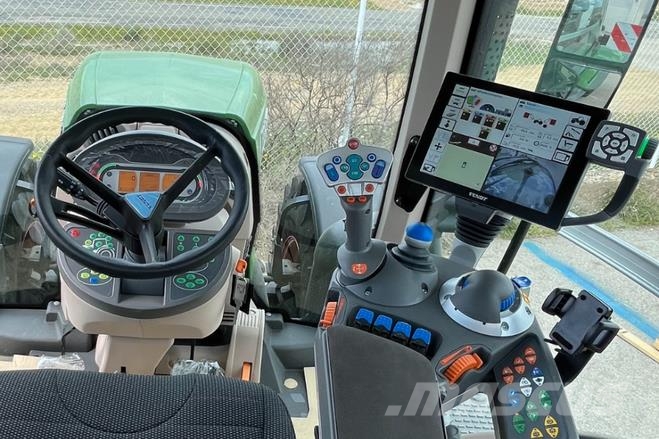 Fendt 826 VARIO S4 PROFI PLUS Traktoren