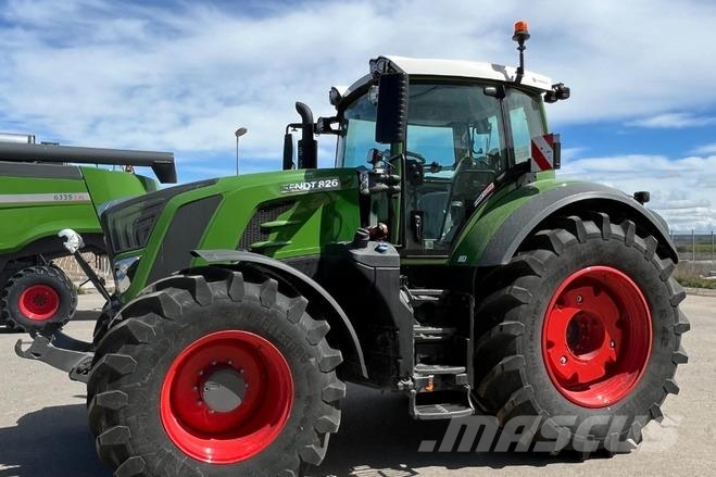 Fendt 826 VARIO S4 PROFI PLUS Traktoren