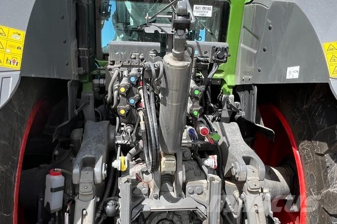 Fendt 826 VARIO S4 PROFI PLUS Traktoren