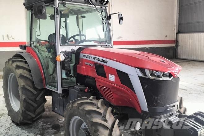 Massey Ferguson 3WF.105 Traktori