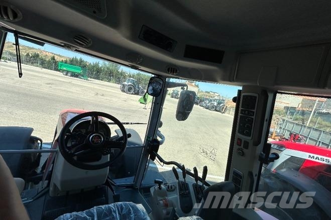 Massey Ferguson 7S.155 ESSENCIAL DY6 トラクター