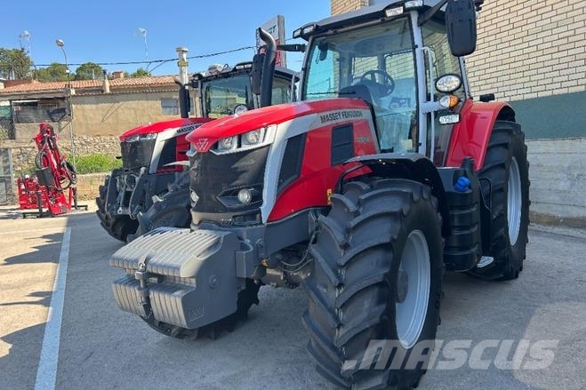 Massey Ferguson 7S.155 ESSENCIAL DY6 トラクター