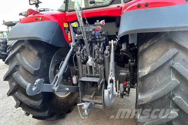 Massey Ferguson 7S.155 ESSENCIAL DY6 トラクター