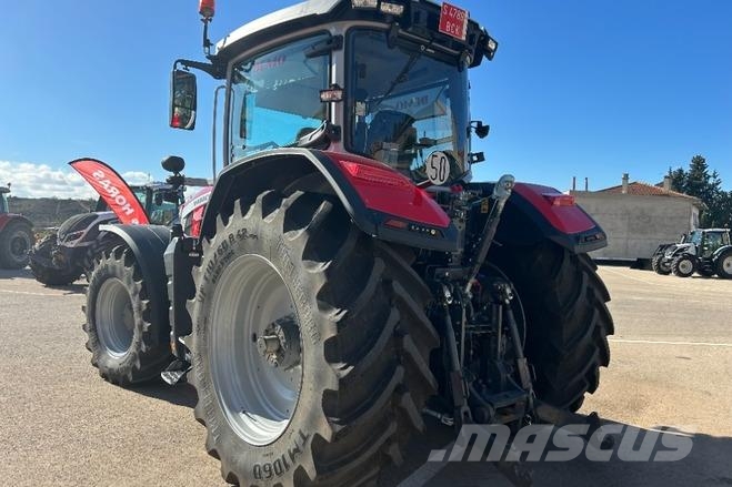 Massey Ferguson 8S.245 DY7 EFFICIENT トラクター