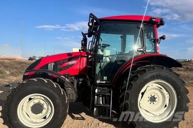 Valtra A 135 LH Traktori