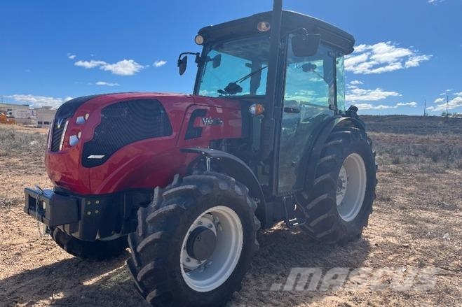 Valtra F 105 S Tractores