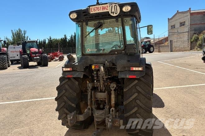 Valtra F 105 S Tractors