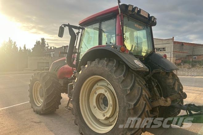 Valtra T 173 HITECH Tractores