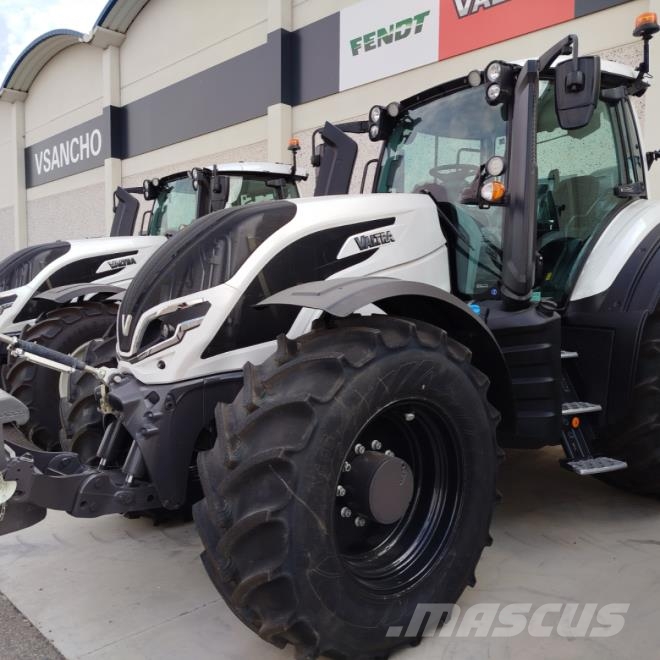 Valtra T 215 VERSU Τρακτέρ