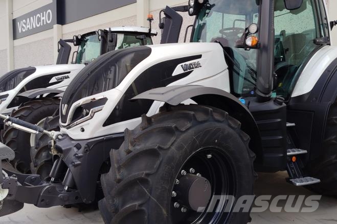 Valtra T 215 VERSU Τρακτέρ