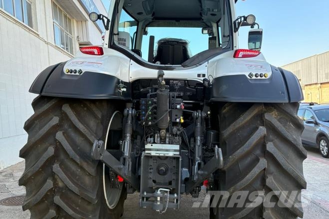 Valtra T 235 DIRECT Tractores