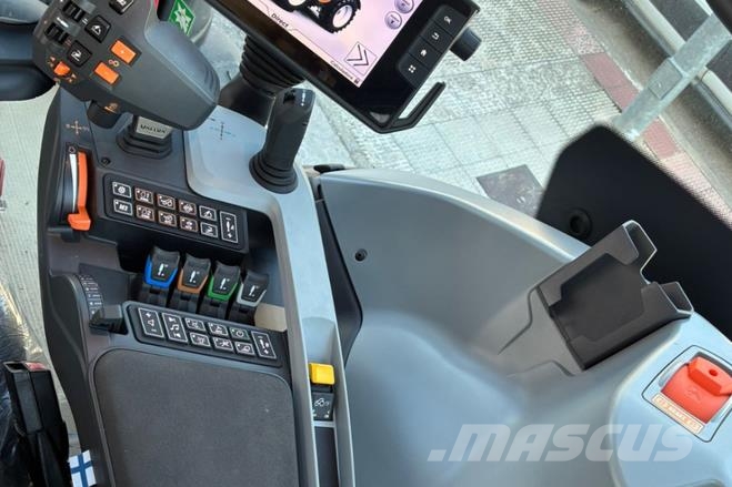 Valtra T 235 DIRECT Tractores