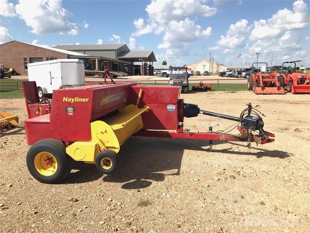 New Holland BC5070 HAYLINER 方捆打捆机