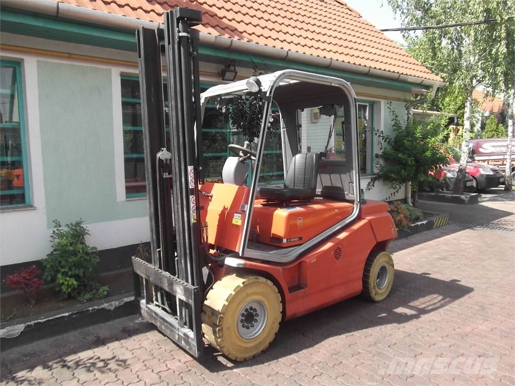 BT C4G300E V-1980 LPG vozíky