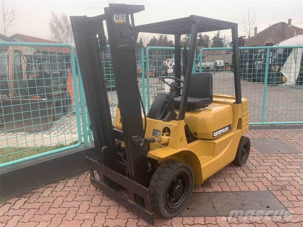 CAT DP20T V-3288 OL Dieseltrukit