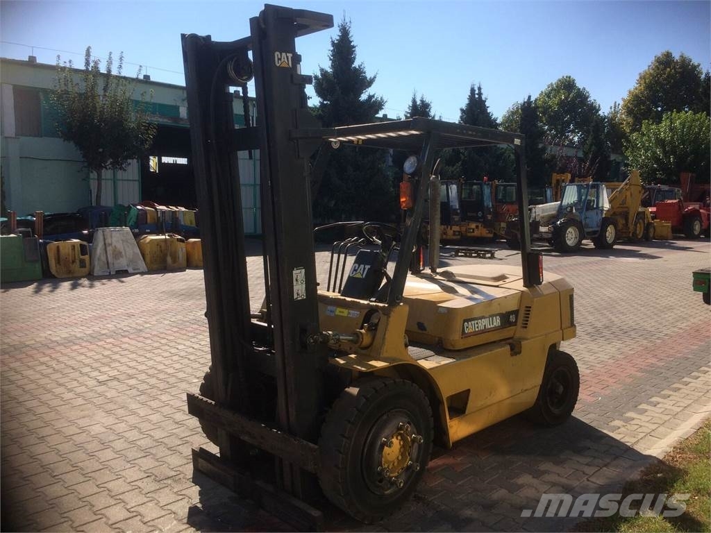 CAT DP40TAC V-3036 Diesel heftrucks