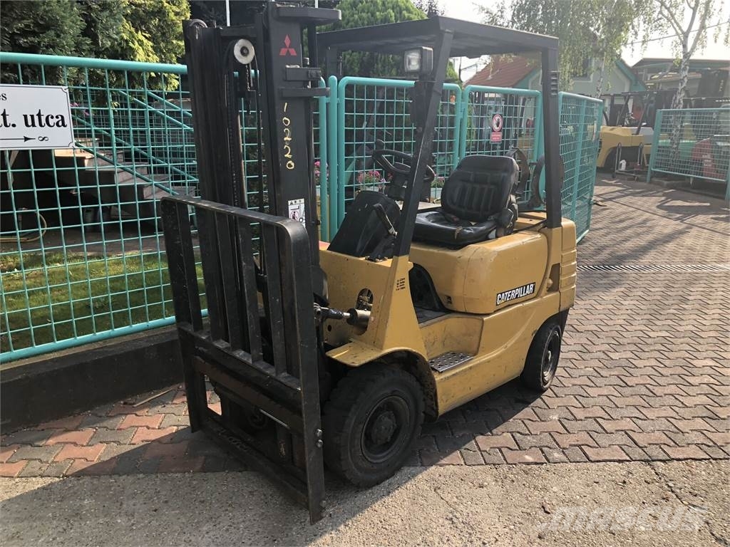 CAT GP15K V-3284 OL Nestekaasutrukit