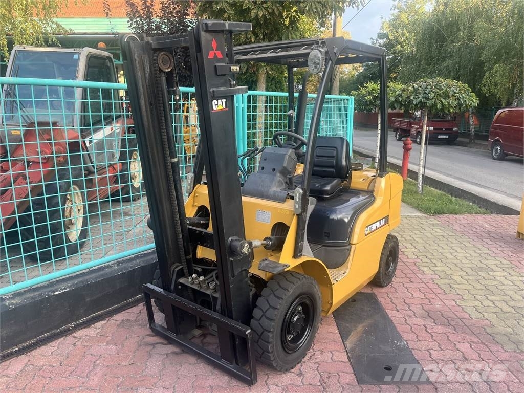 CAT GP25N V-3975 Camiones LPG