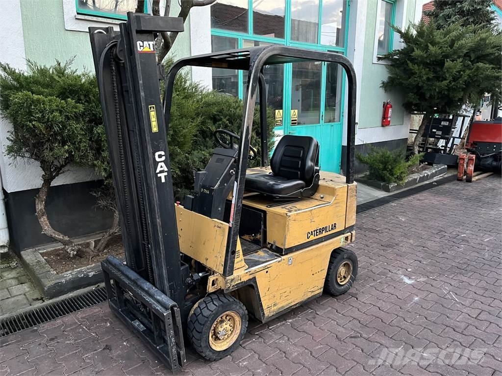 CAT V25D V-3944 FOR EXPORT ONLY Camiones LPG