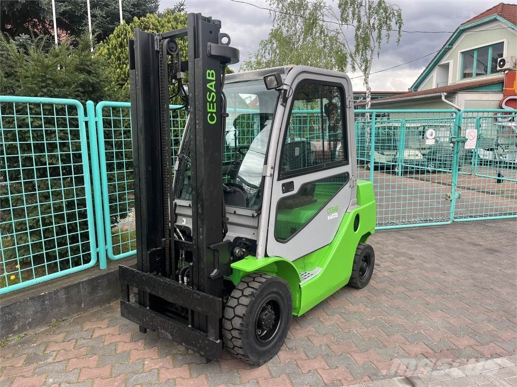 Cesab M325G V-3966 OE LPG 지게차