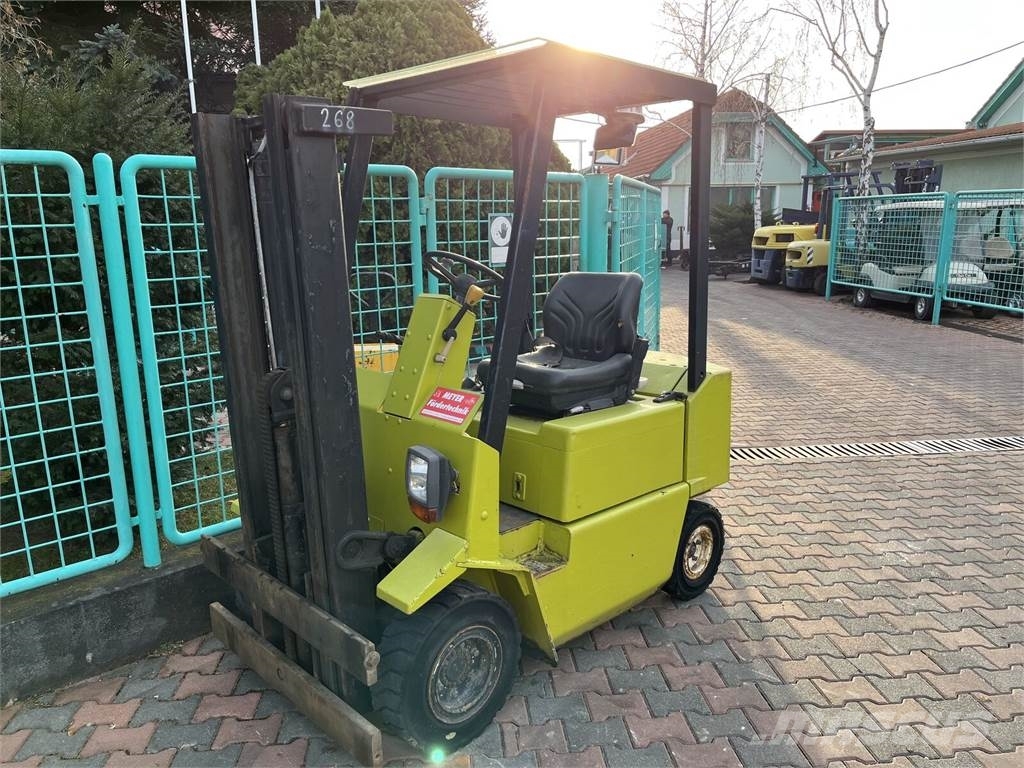 Clark DPM15B V-3965 FOR EXPORT ONLY Dīzeļa autoiekrāvēji