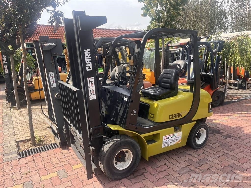 Clark SF25L SAMSUNG V-4085 Dīzeļa autoiekrāvēji