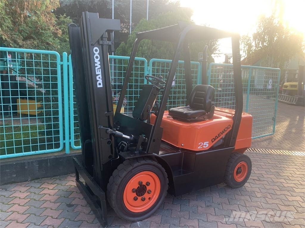 Daewoo D25S-3 V-3752 OE Empilhadores Diesel