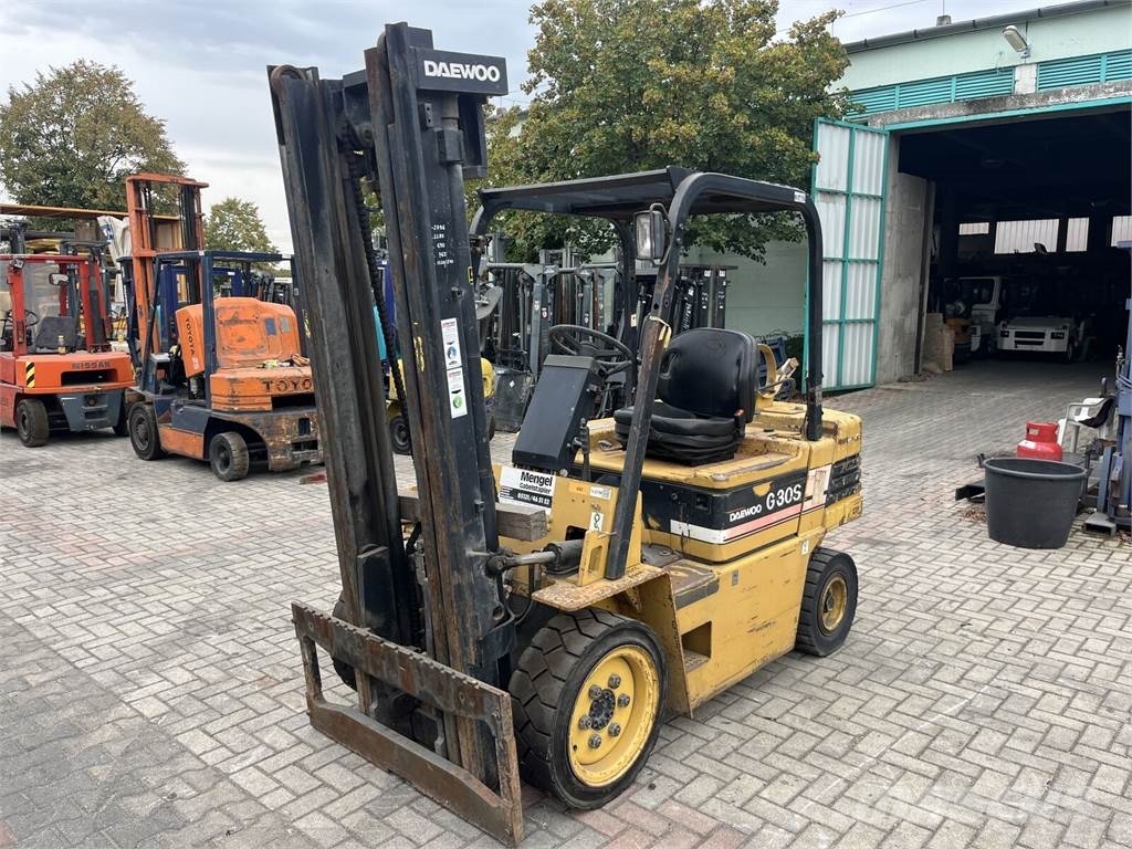 Daewoo G30-S2 /NOT WORKING/ V-2796 OK Empilhadores a gás