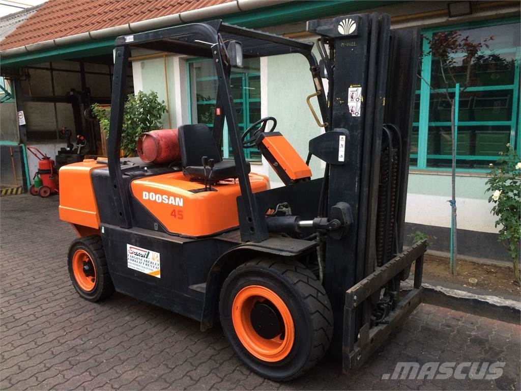 Daewoo G45SC2 V-1810 OB Empilhadores a gás