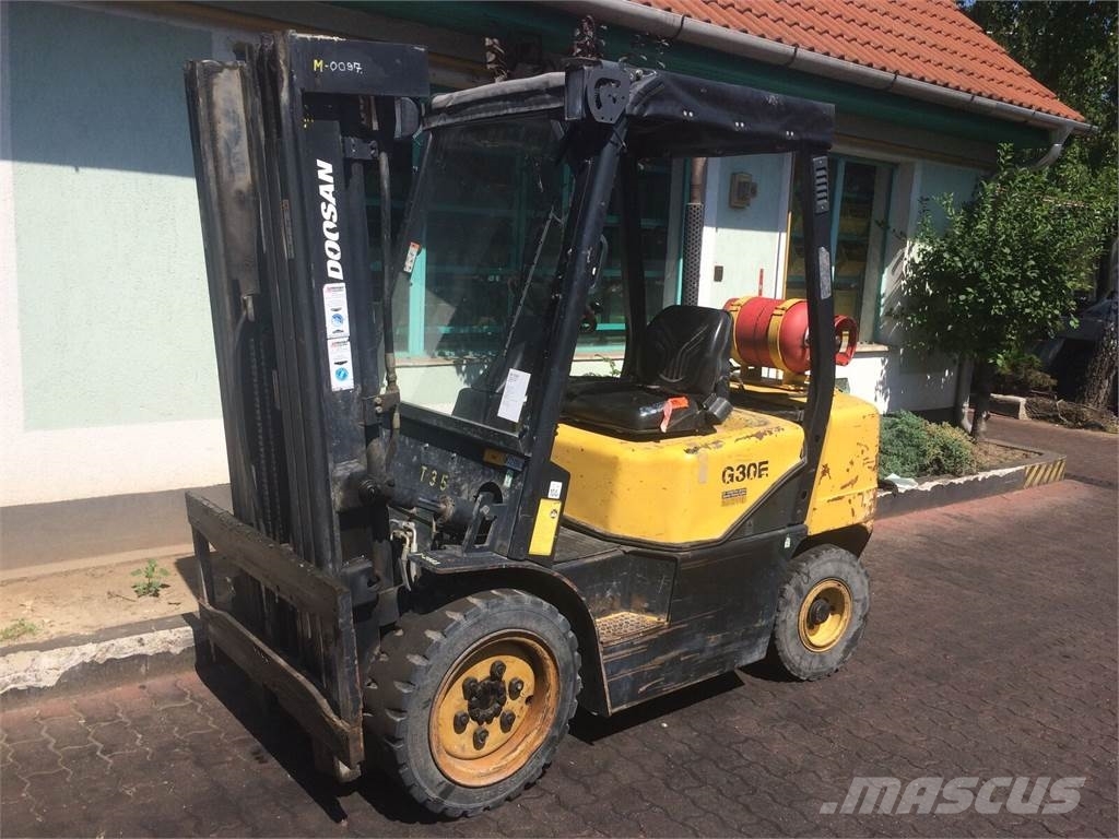 Doosan G30E-3 V-2883 OE LPG vozíky