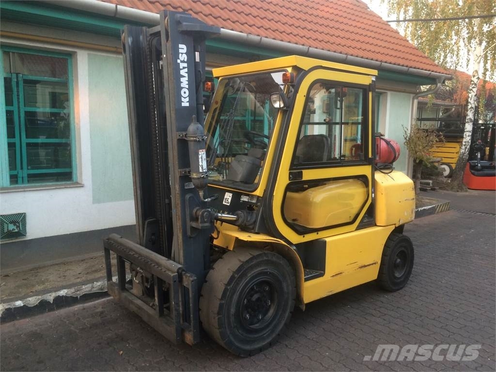 Komatsu FG35T-7 LEO V-3709 OB Chariots GPL