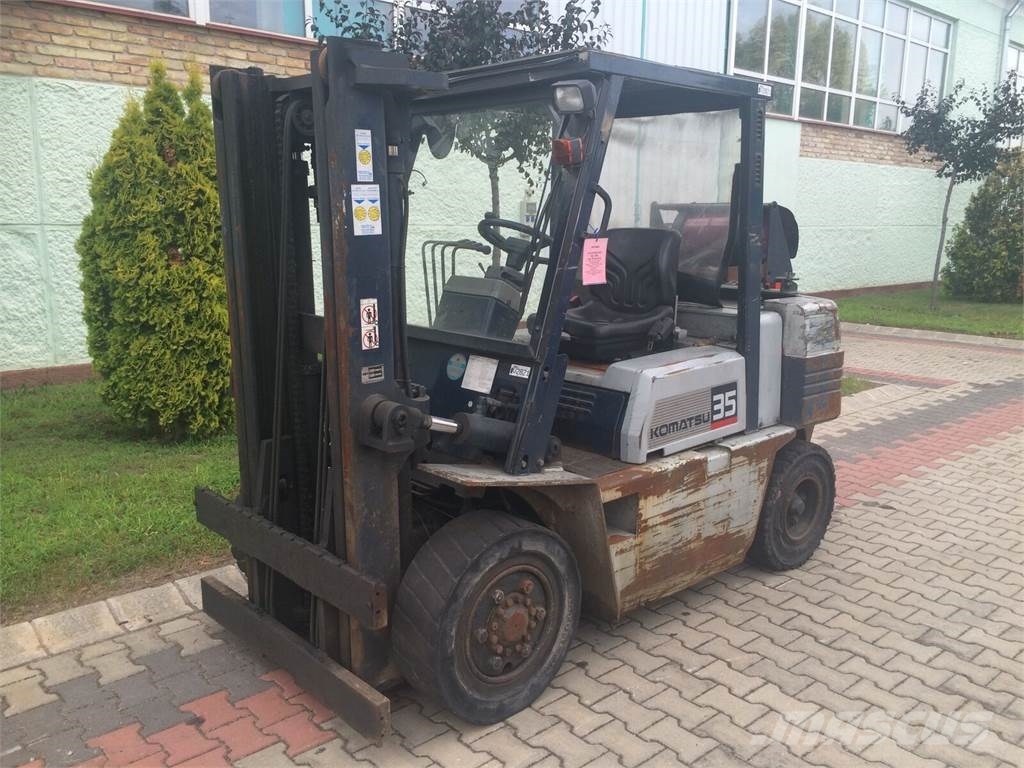 Komatsu FG35ZT-5 V-2821 OE LPG heftrucks