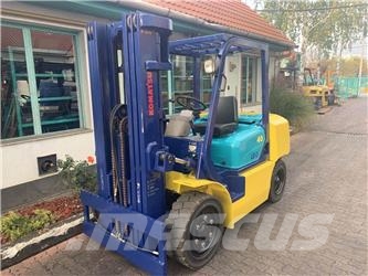 Komatsu FG40Z V-3367 Chariots GPL
