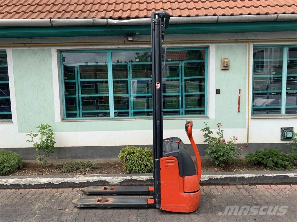 Linde L12 /379/ V-3426 Käsikäyttöiset pinoamisvaunut