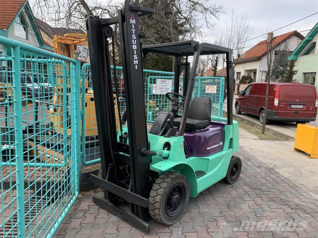 Mitsubishi FD20T V-3280 OL Diesel forklifts