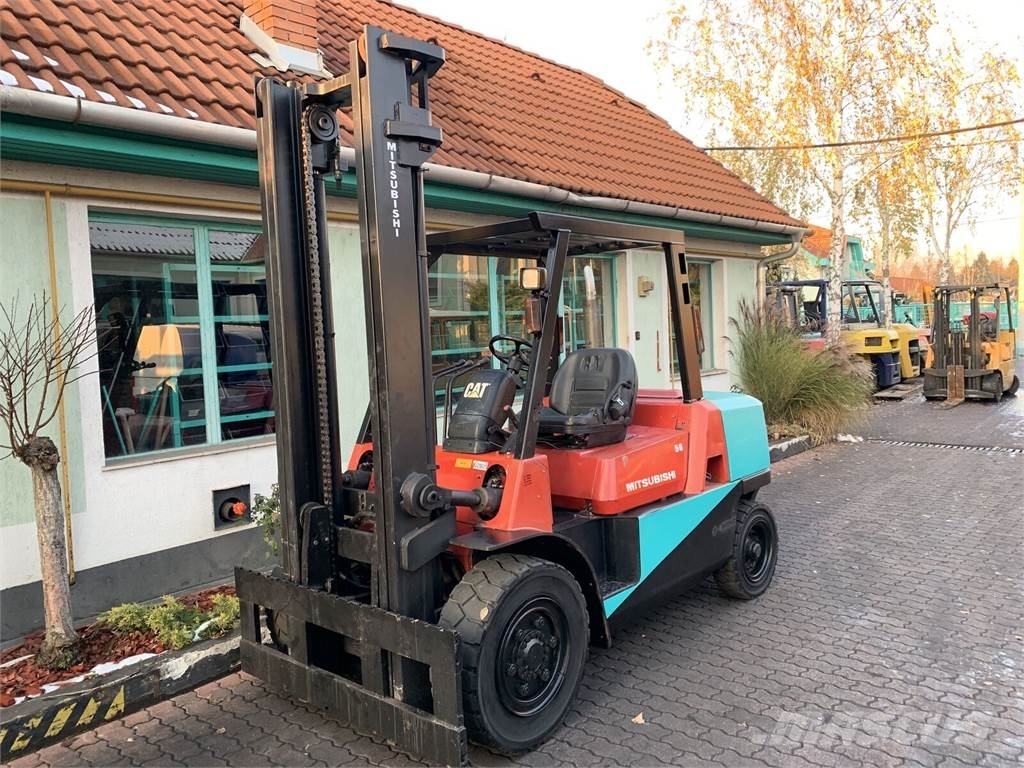 Mitsubishi FD50K-2 V-2825 Diesel forklifts