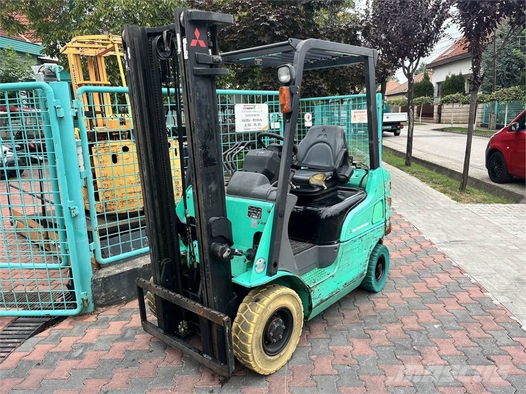 Mitsubishi FG15NT V-4091 Gāzes autoiekrāvēji (LPG)