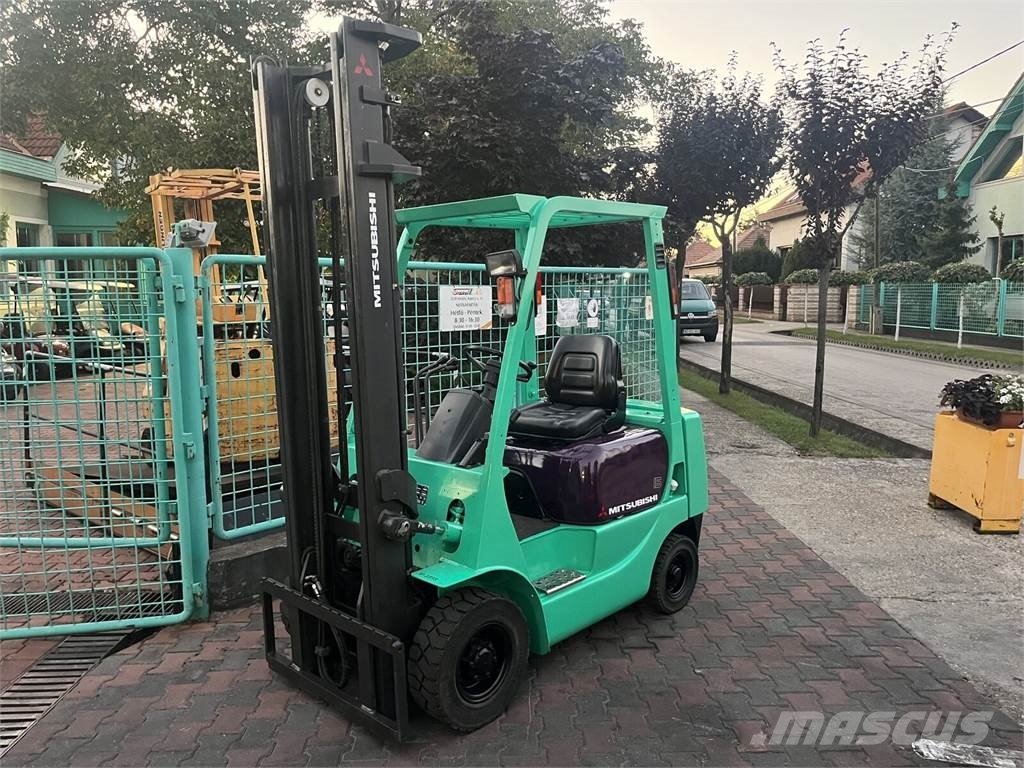 Mitsubishi FG15T V-3979 Gāzes autoiekrāvēji (LPG)
