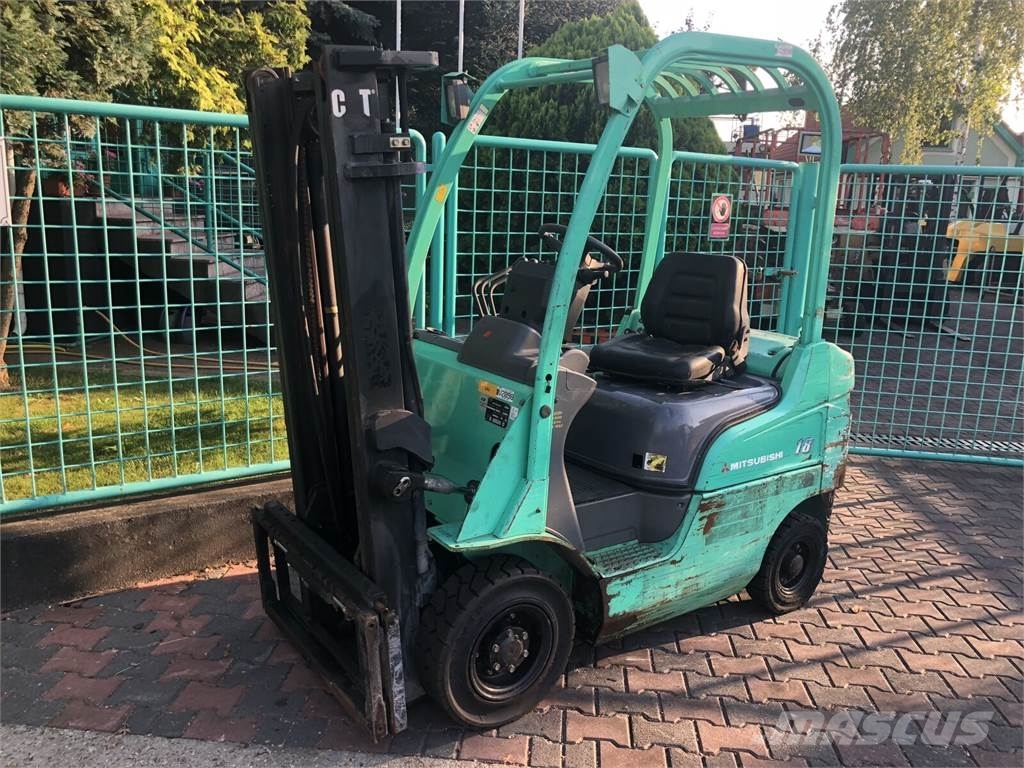 Mitsubishi FG18N V-2098 OL Gāzes autoiekrāvēji (LPG)