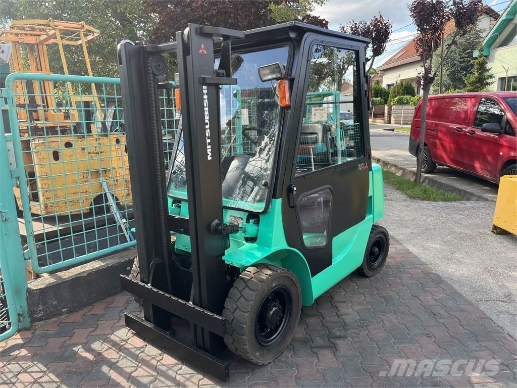 Mitsubishi FG20T V-3970 Gāzes autoiekrāvēji (LPG)