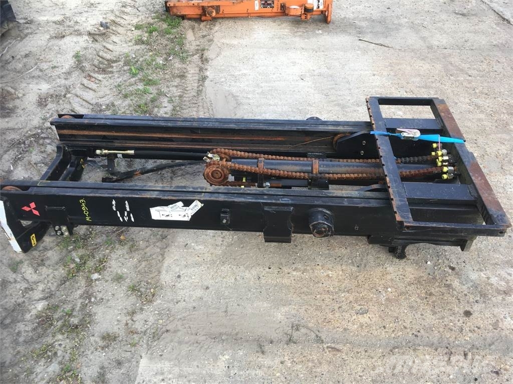 Mitsubishi FG25N M-0943 Drugi priključki in komponente
