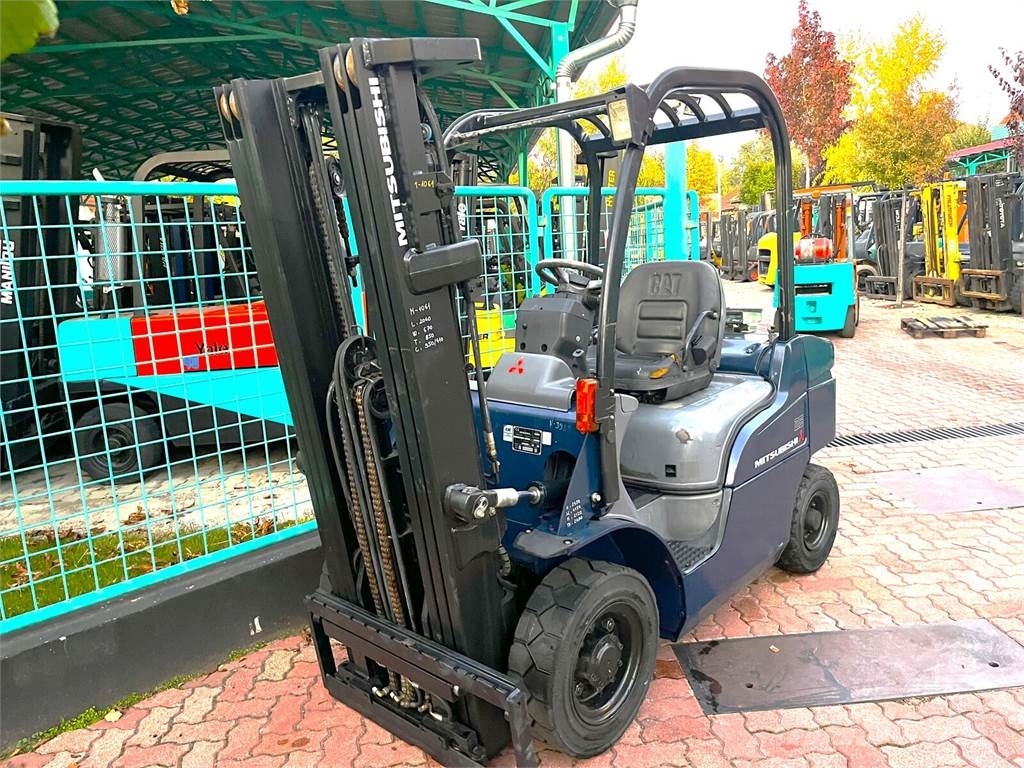 Mitsubishi FG25N V-3982 Gāzes autoiekrāvēji (LPG)