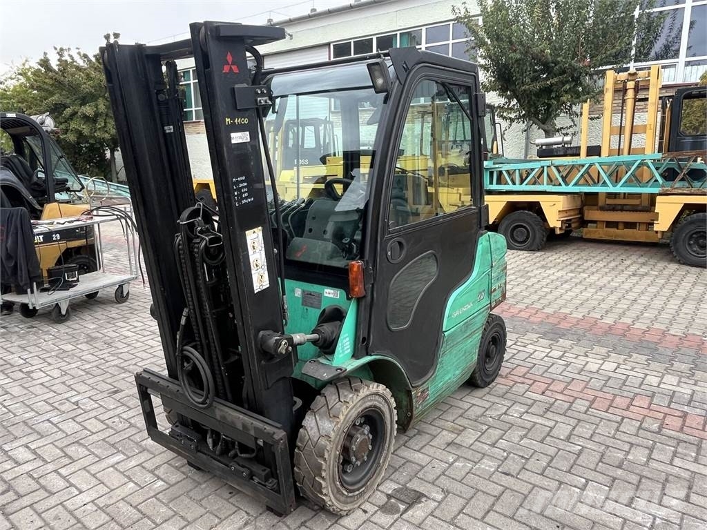 Mitsubishi FG25N V-3411 Gāzes autoiekrāvēji (LPG)