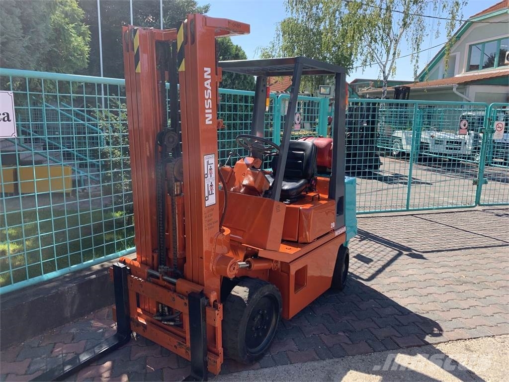 Nissan CHP02-A20PV V-2461 OL Gas Stapler