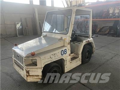 Nissan FG2500 V-2565 Flyplassutstyr 