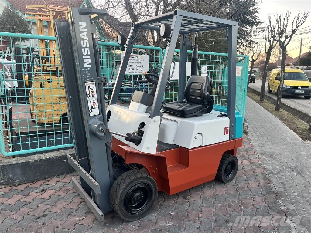 Nissan FJ01-A15U V-2351 OL Dieselmotviktstruckar