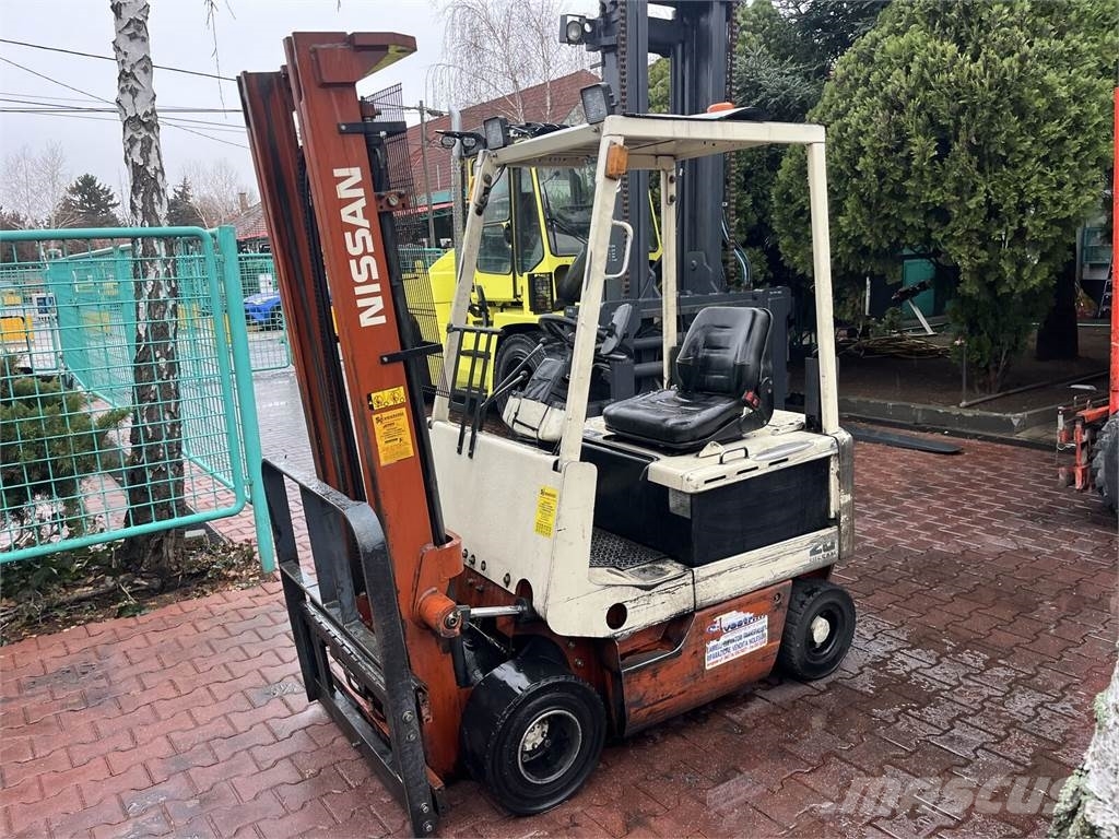 Nissan M01L-20U V-4118 FOR EXPORT ONLY Wózki elektryczne