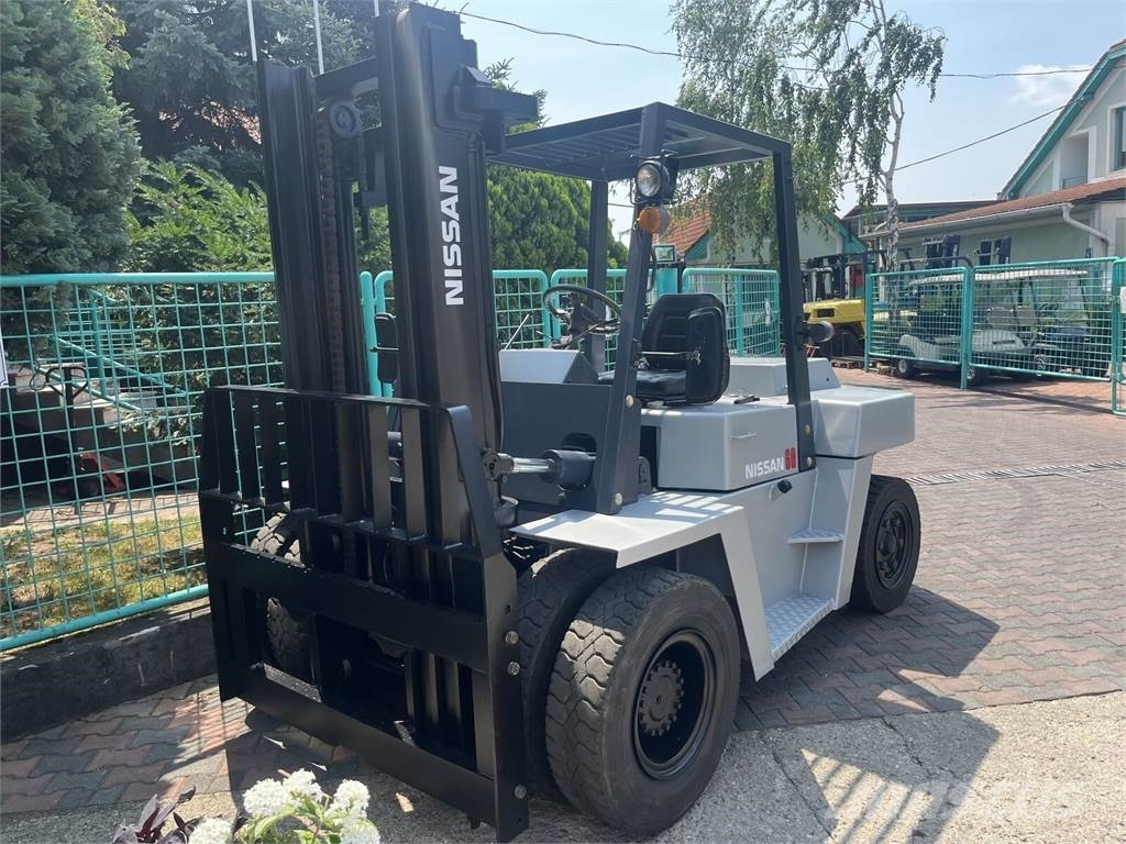 Nissan WF-05 58ZW-F05-A60 V-3710 OB Dieselmotviktstruckar