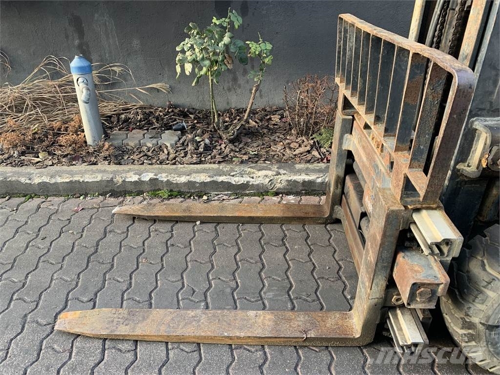  RAKATFOGÓ VILLÁS A-0029 Další příslušenství a komponenty